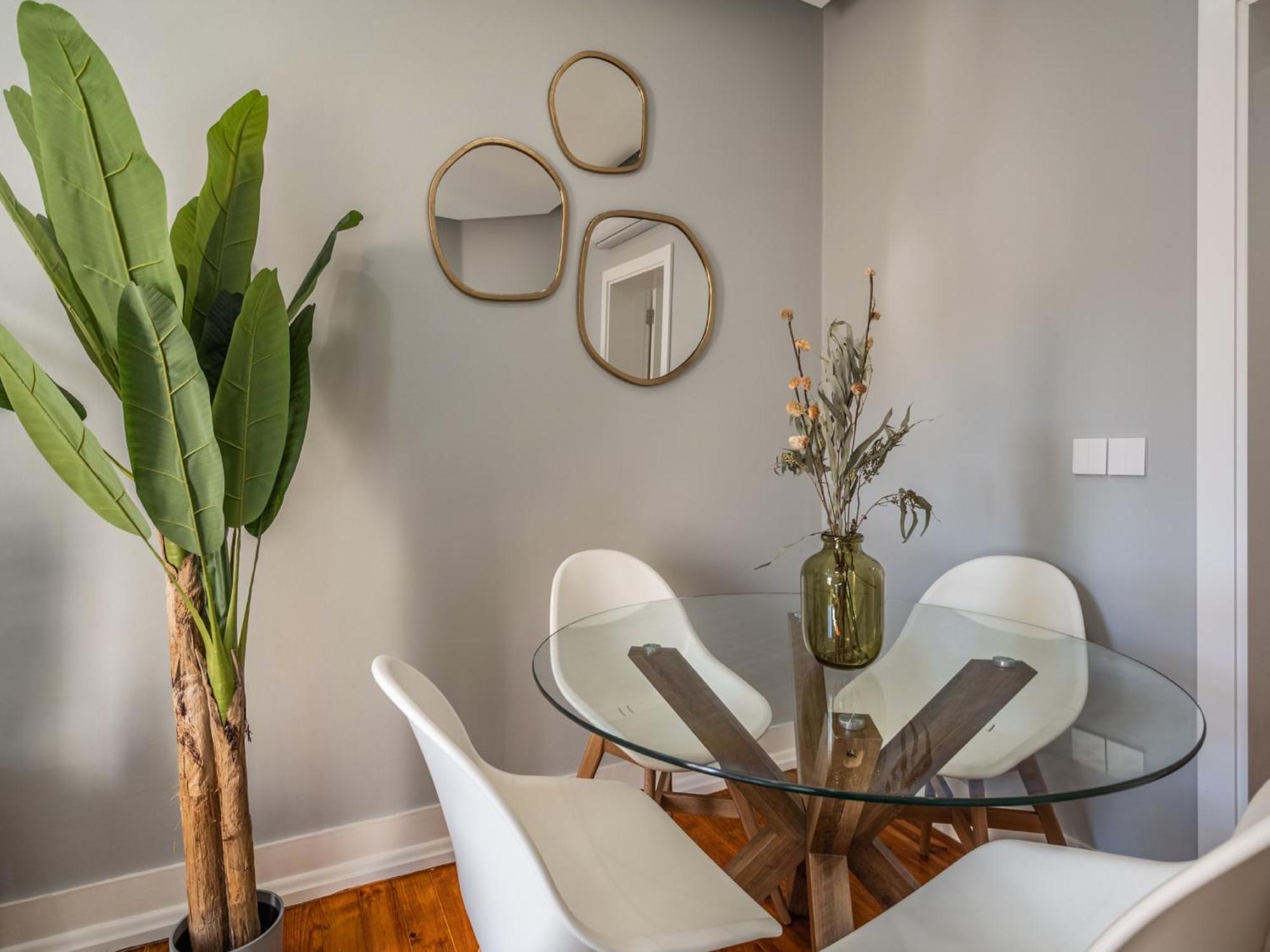 Akicity Leaf Apartment